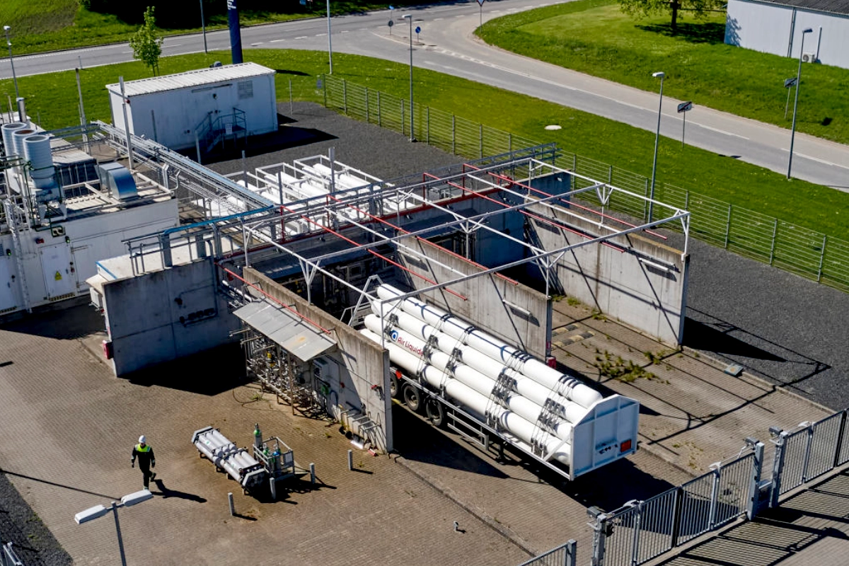 Decommissioning Support for Hydrogen Facility Upgrade